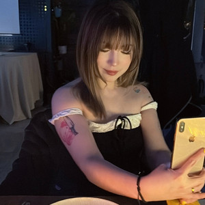 日本韩少妇高潮XXXXⅩ
